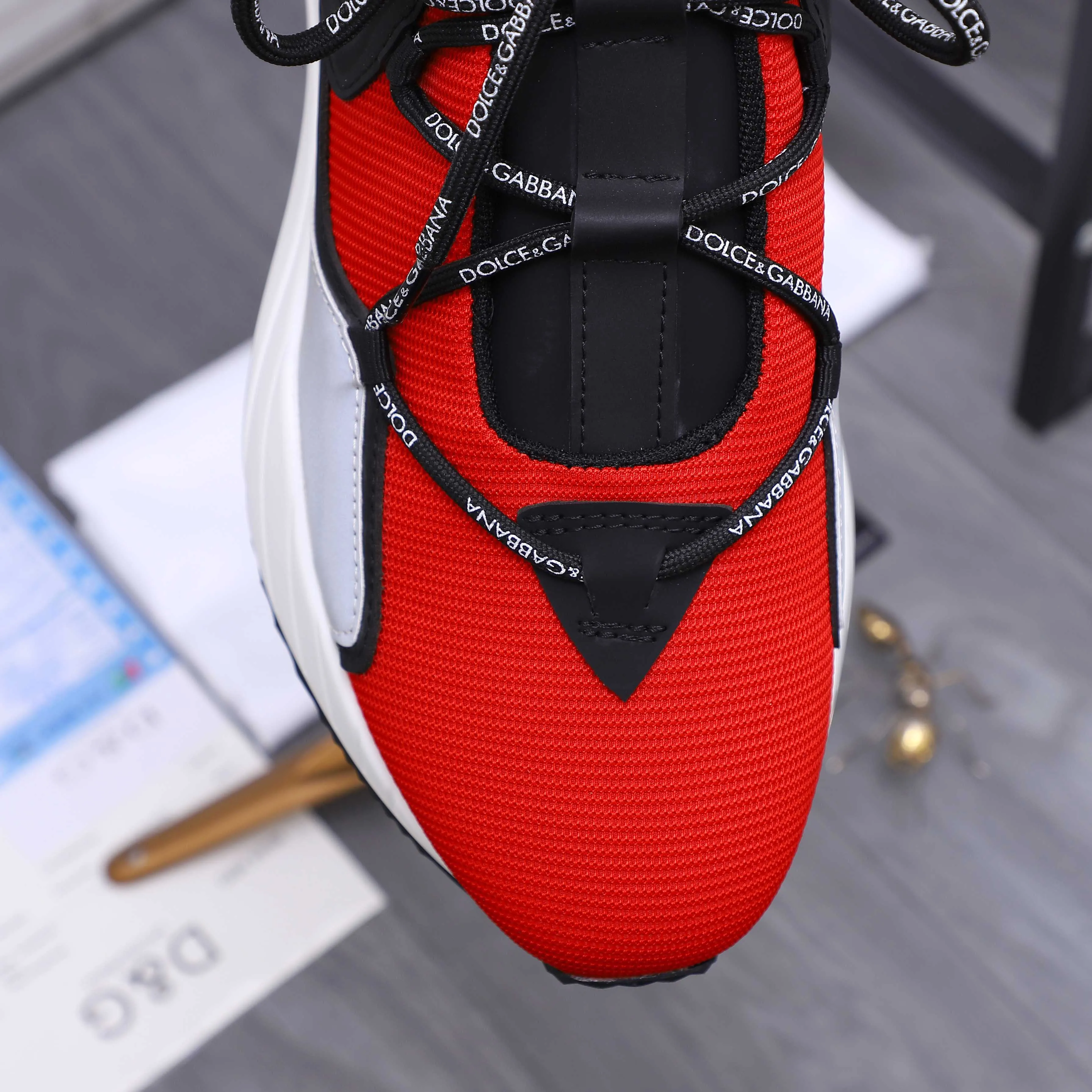 Men's shoes 💰540 Product trademark: DG (Dolce & Gabbana) couple's casual shoes Regular size: 36-46 Product materials: Selected fly woven breathable upper, mesh lining, cowhide insole, original outsole